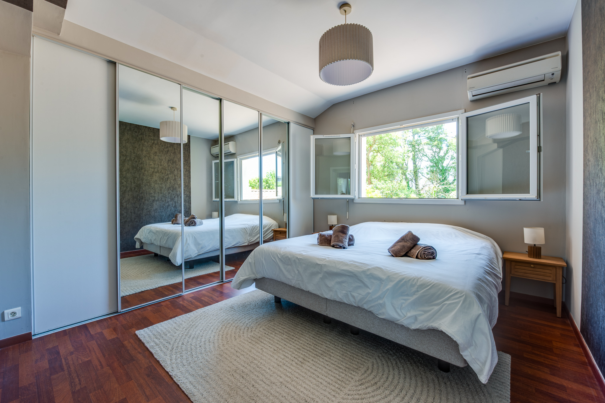 Suite parentale — lit king size